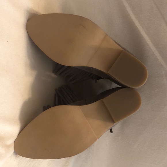 Steve Madden fringe booties! - Picture 4 of 4